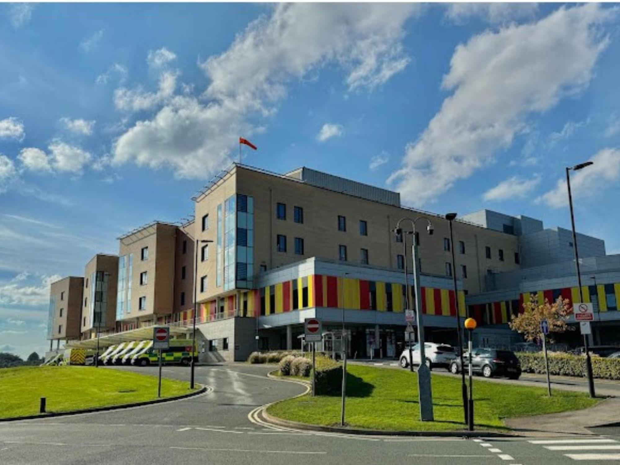 Darwin Stays - Service Accommodation In Newcastle Under Lyme City Centre Екстер'єр фото