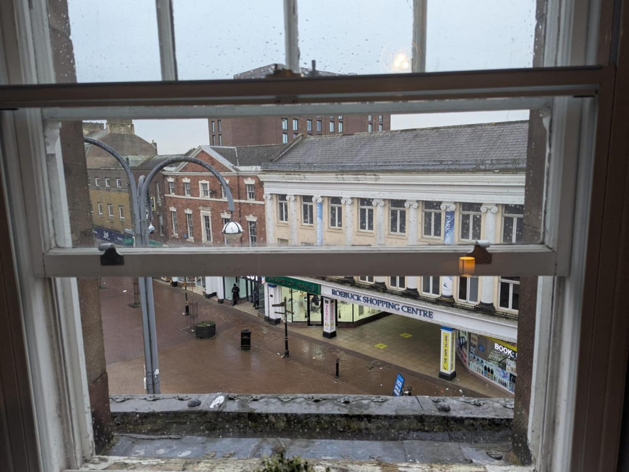 Darwin Stays - Service Accommodation In Newcastle Under Lyme City Centre Екстер'єр фото