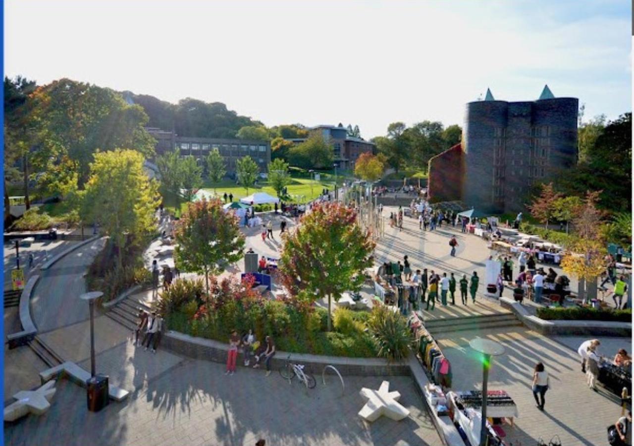 Darwin Stays - Service Accommodation In Newcastle Under Lyme City Centre Екстер'єр фото